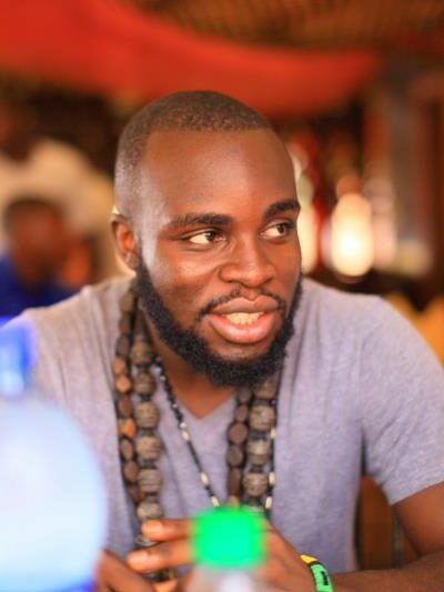 M.anifest